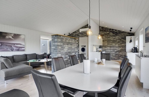 Nørre Lyngby House | Relax at Øthbiorn: Oceanfront Getaway with Spa & Kitchen