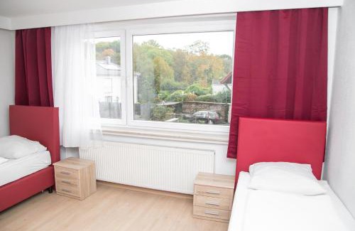 Misburg Apartment | Comfortable Stay at Othman Appartements in Anderter Straße
