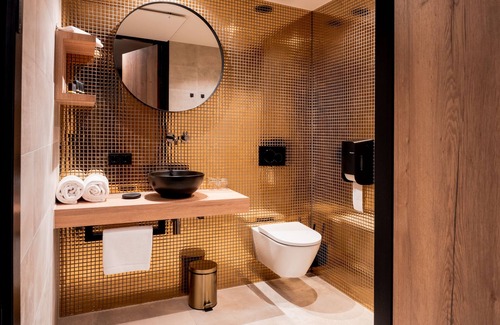 Ootmarsum Hotel | Unwind at Othmar Herberg: 4-Star Retreat with Spa & Dining