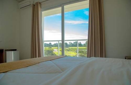 Itu Hotel | Unwind at Otho Hotel Convention & SPA with Pool and Spa