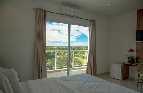 Itu Hotel | Unwind at Otho Hotel Convention & SPA with Pool and Spa