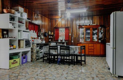 Acorizal House | Relaxing Country House with BBQ in Acorizal, MT