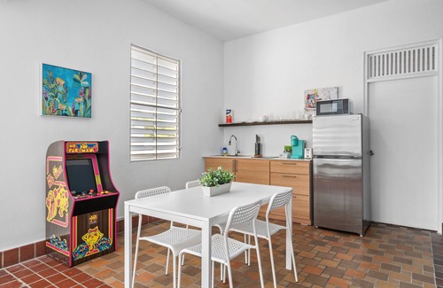 Sagrado Corazon Apartment | Relaxing Retreat with King Bed & Arcade Fun at Otium Rentals