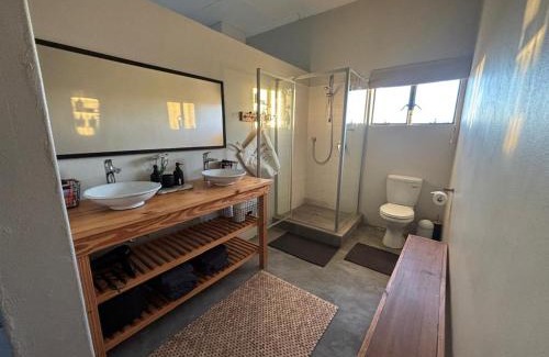 Otjiwarongo House | Leopard Rock: Family-Friendly Stay with Pool Access