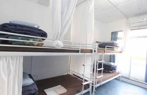 Nakamura House | Cozy Otohaya Guesthouse: Perfect for Families & Breakfast Lovers