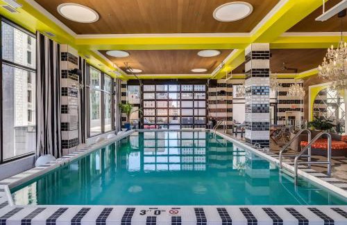 Downtown Cincinnati Apartment | OTR Gym Pool Free parking walk to stadiums