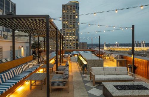 Downtown Cincinnati Apartment | OTR Gym Pool Free parking walk to stadiums