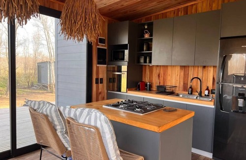 Bouvet Island House | Escape to Otro Mundo: Island Retreat with Ocean Views