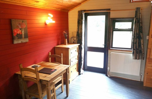 Warminster Ski Chalet | Relaxing Otter 2 Retreat with Hot Tub in Warminster