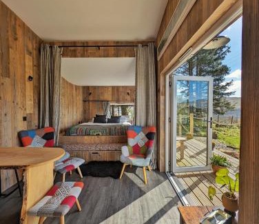 Lochaline Cabin | Otter Burn Cabin