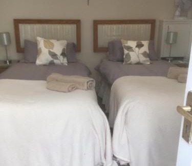Botley Bed & Breakfast | Otters Green: Pet Friendly with a 9/10 Guest Rating