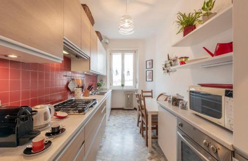 Zona Risorgimento Apartment | Otto Novembre, 3 Ampio ed Elegante con vista