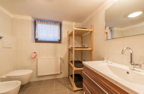 Brennero Apartment | Discover Ottohof - Feldblick: Oceanfront Bliss Awaits