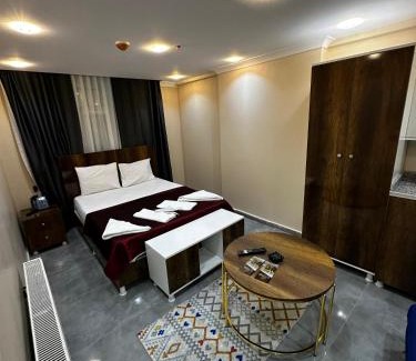 Gaziosmanpasa Apartment | Budget-Friendly Ottoman Apart Otel: Pet & Child Friendly Stay