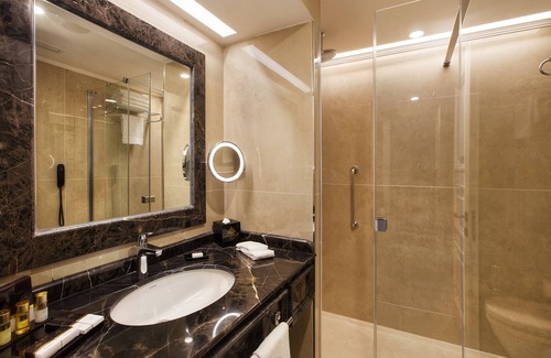 Fındıkzade Hotel | Experience Ottoman's Life Hotel Deluxe with Spa & Pool