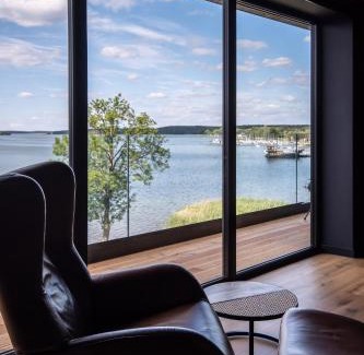 Charzykowy Hotel | Oceanfront Relaxation at OTTON-Charzykowy Bed & Restaurant