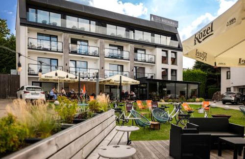Charzykowy Hotel | Oceanfront Relaxation at OTTON-Charzykowy Bed & Restaurant