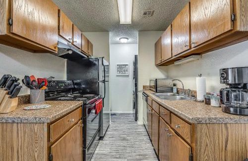 Norman Apartment | OU Sooner: Pool, Gym & BBQ Near University of Oklahoma