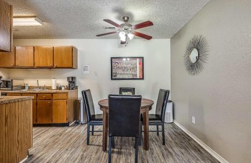 Norman Apartment | OU Sooner: Pool, Gym & BBQ Near University of Oklahoma