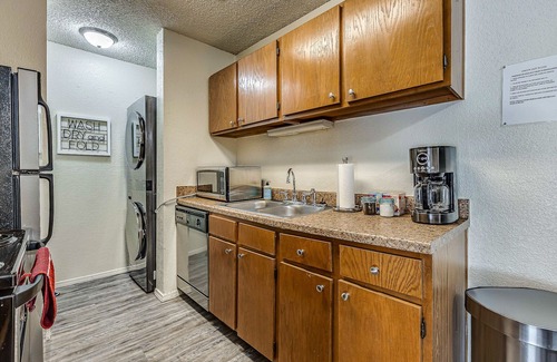 Norman Apartment | Discover The Sooner OU: Pool, Gym & Kid-Friendly Fun