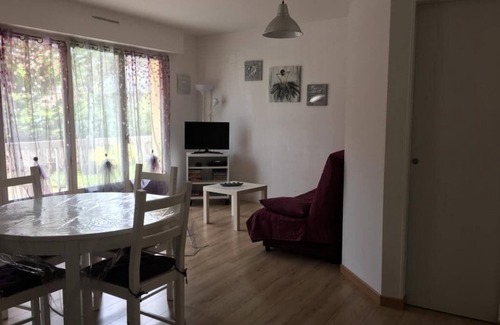 Ouistreham Apartment | Cozy Apartment in Ouistreham with Ocean View & Pool Access