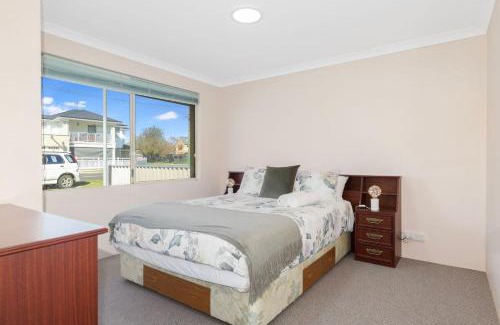 West Busselton House | Family-Friendly Beach House Retreat in Busselton
