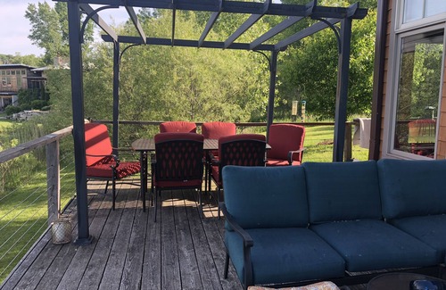 Cascade Cabin | Book Your Ocean View Cabin Rentals for 2023 - Guest Rated 9.8