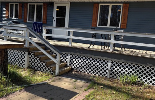 Bitely House | Discover Our Happy Place: Guest Rated 9.8 with Ocean Views