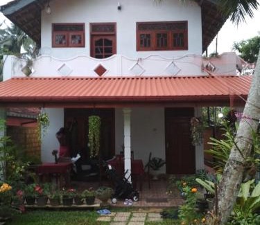 Dodanduwa Apartment | Family-Friendly Retreat at Our House Hikkaduwa - 10/10 Rating