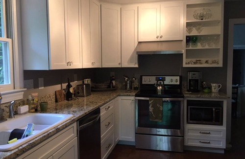 Saluda House | Discover Our Inviting House in Scenic Saluda, Rated 9.8
