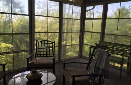 Saluda House | Discover Our Inviting House in Scenic Saluda, Rated 9.8