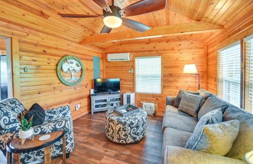 Harrodsburg House | Unforgettable Lakeside Retreat on Lake Herrington!