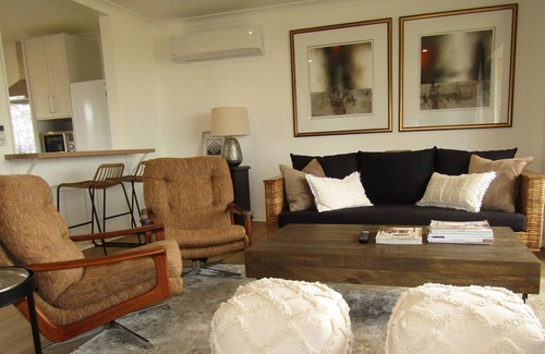 Tiddy Widdy Beach House | Our Little Beach House - stunning house, home away from home - Free wifi