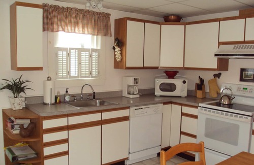 Camden House | Top-Rated Oceanfront Cottage Experience in Camden!