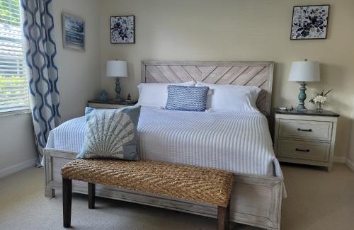 Vanderbilt Beach Apartment | Discover Our Naples Hideaway: Oceanfront Family Retreat