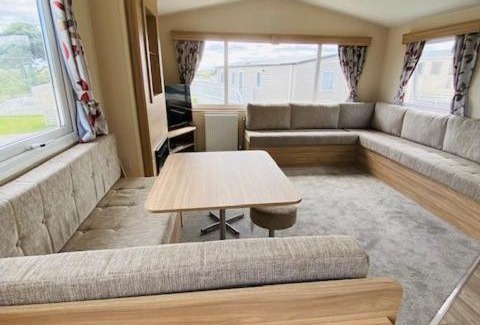 Grampound House | Tranquil Osprey Holiday Home Near St Austell Awaits You