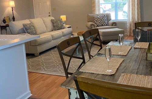 Oxford Cottage | Our Oxford Place Cottage; Walk to Campus, Vaught, and Swayze