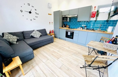Lydney House | Pet-Friendly Retreat for Your Countryside Getaway