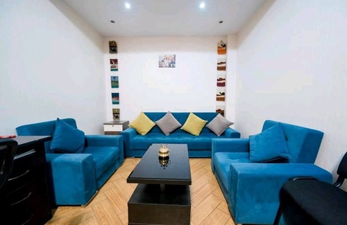 Chugureti Apartment | Unforgettable Getaway with Spa and Breakfast for Friends