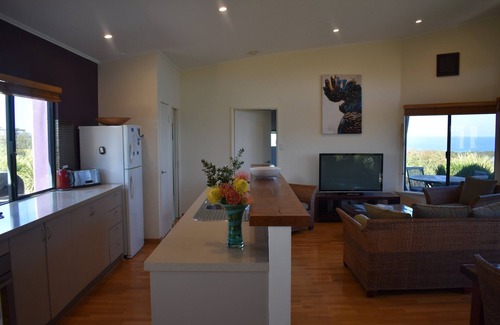 Redgate Villa | Experience Premium Ocean Views with Family-Friendly Amenities