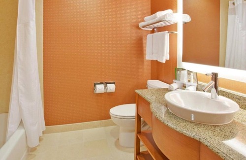 Westside Santa Cruz House | Cozy Rooms with Free Breakfast & Easy Boardwalk Access