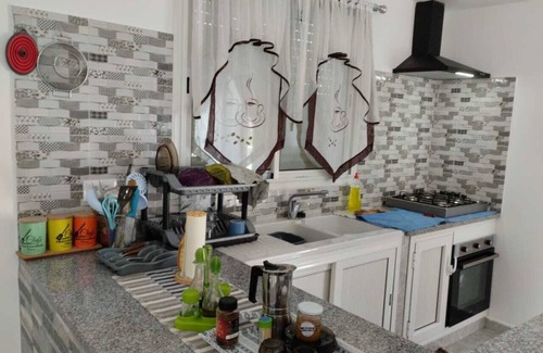Kelibia House | Family-Friendly S+2 House with Kitchen and Connecting Rooms