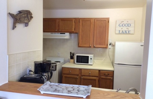 Anchorville Apartment | Inviting Starboard Cabin with Pool, Breakfast & Boat Slip