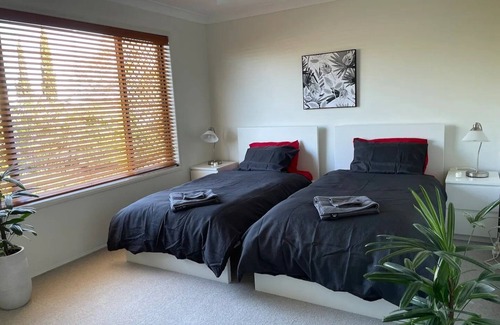 Newtown House | Discover Our Inviting Townhouse in Toowoomba