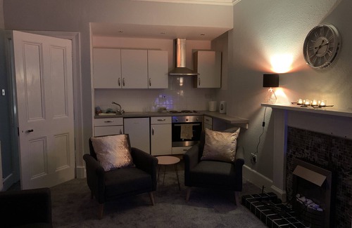 Rothesay Apartment | Escape to Our Wee Getaway with Oceanfront Views