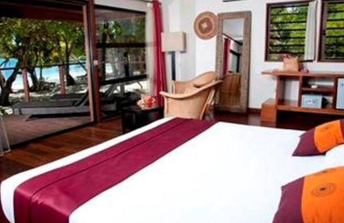 Kuto Hotel | Relax at Oure Lodge Beach Resort with Ocean Views & Pool