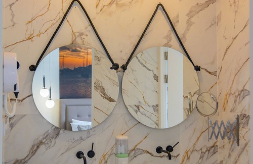 Mindelo Hotel | Guest Rated 9.8: Ouril Hotel Mindelo with Pool & Spa