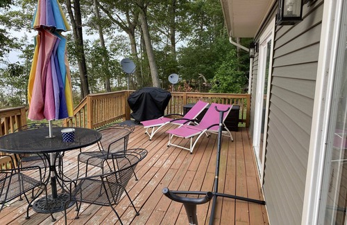 James Monroe House | Country Lover's Retreat: Child-Friendly Getaway Awaits