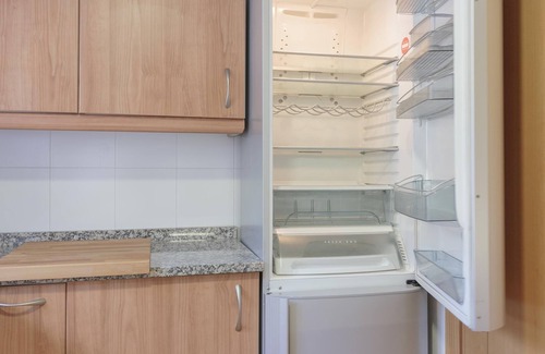 Les Escaldes Apartment | Relaxing Outdoor Comfort at Àtic East with Spa & Breakfast