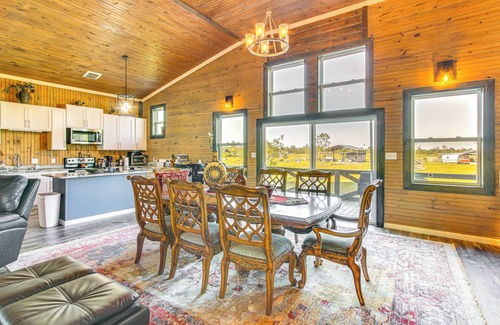Fountain Cabin | Outdoor Entertainment Area: Fountain Family Home!